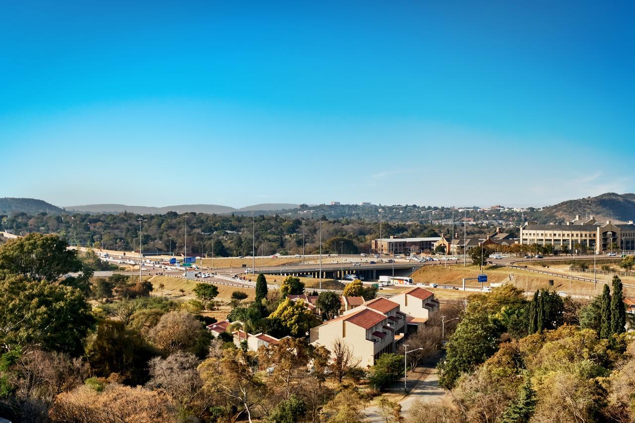 The Regency Apartment Hotel Menlyn Pretoria-Noord Dış mekan fotoğraf