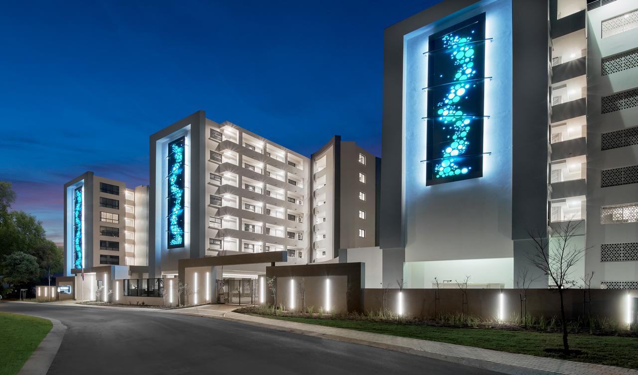 The Regency Apartment Hotel Menlyn Pretoria-Noord Dış mekan fotoğraf