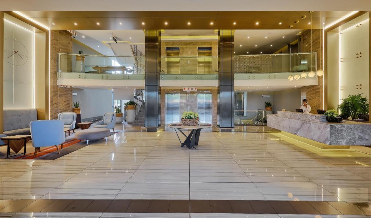 The Regency Apartment Hotel Menlyn Pretoria-Noord Dış mekan fotoğraf