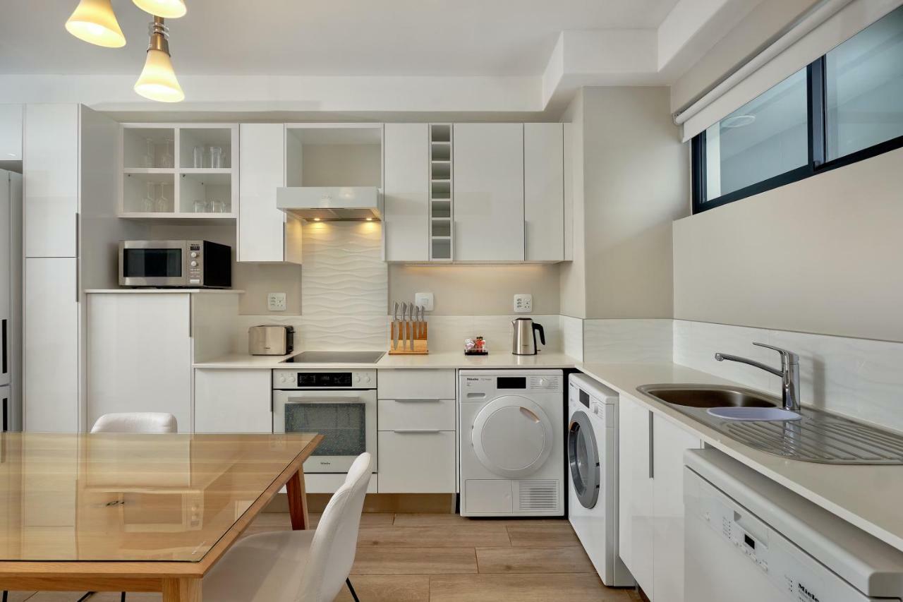 The Regency Apartment Hotel Menlyn Pretoria-Noord Dış mekan fotoğraf