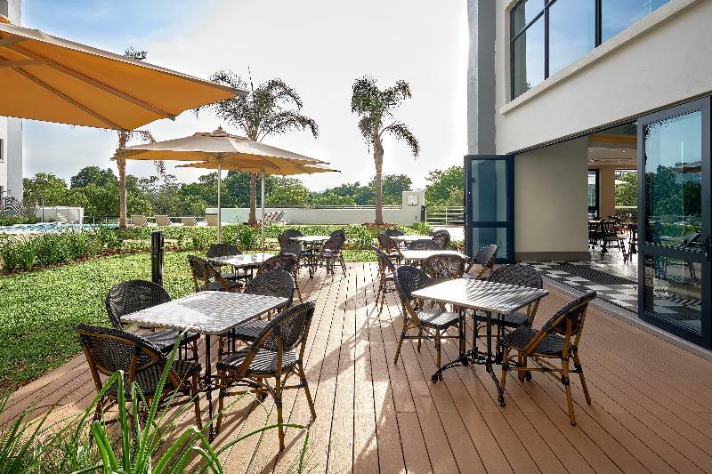 The Regency Apartment Hotel Menlyn Pretoria-Noord Dış mekan fotoğraf